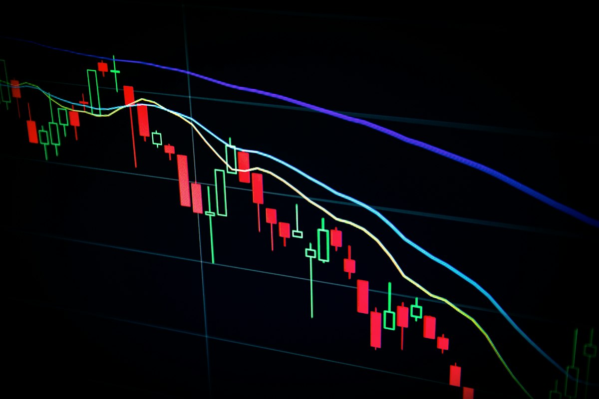 The Liquidity Mirage: Why Sticky Core Services Inflation Is Paralyzing Global Central Bank Easing Cycles