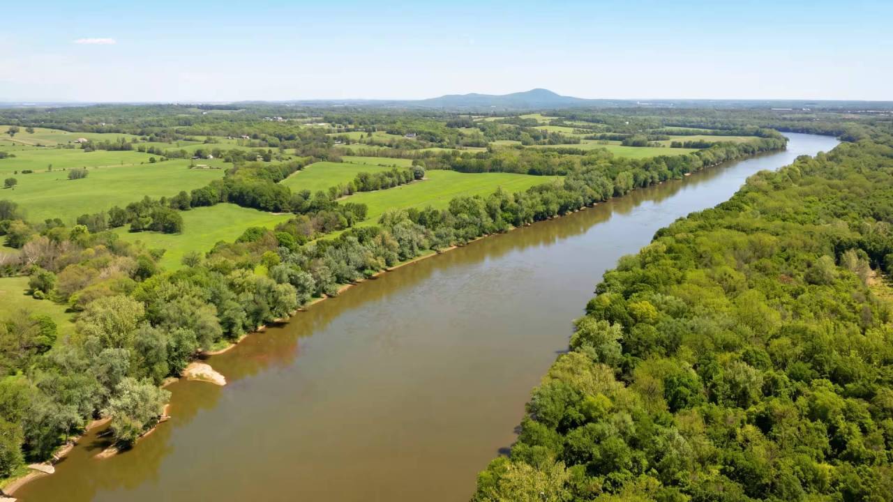 Global Perspective: 1,000+ acre Loudoun estate with Potomac frontage listed for $41.5M