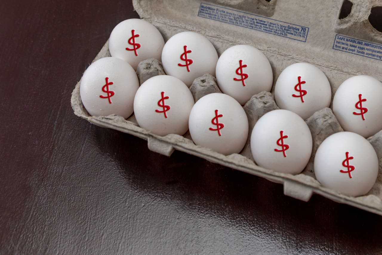Should I Put My Nest Egg in a 30-year Treasury Bond? What Analysts and Data Reveal