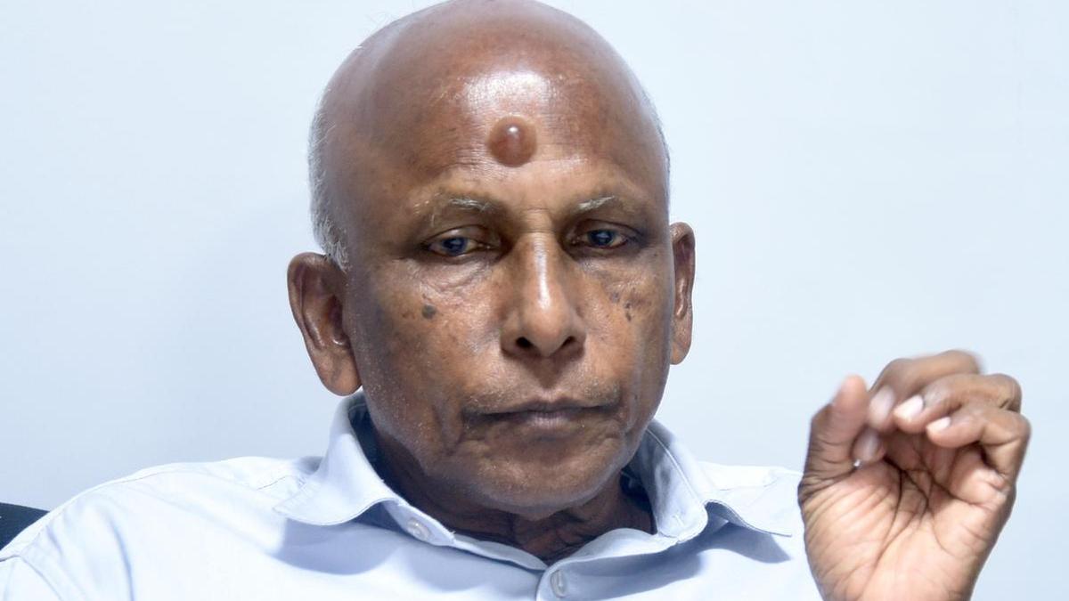 Adivasi-Dalit Outfits Demand Land Reforms 2.0 Overhaul, Warn Corporates May Benefit