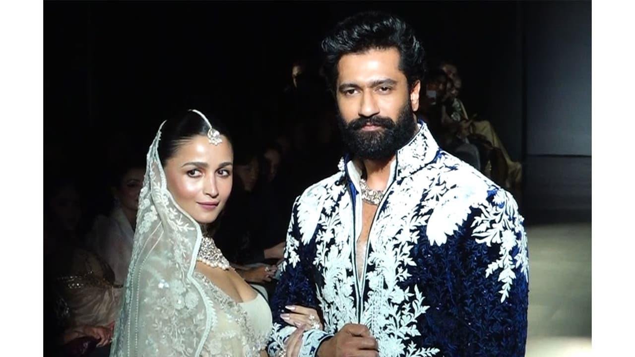 Alia Bhatt, Vicky Kaushal Turn Showstoppers For Manish Malhotra's Show