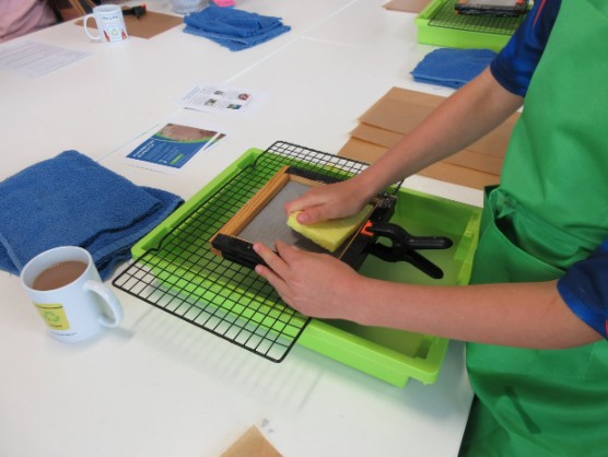 Free Papermaking Workshop in Gloucestershire Turns Scraps into Art