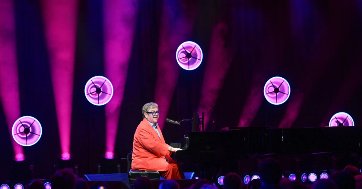 Enterprise Tech Shift: Elton John plays first concert at London's brand-new Apple Music Hall and the Scaling Frontier