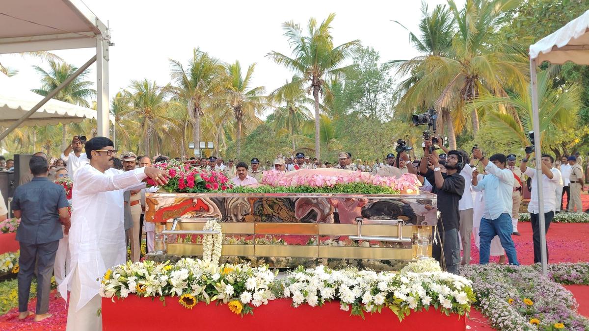 Enterprise Tech Shift: Spiritual guru Kalki Bhagavan laid to rest in Andhra Pradesh and the Scaling Frontier