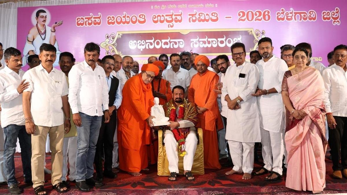 Lingayat society can develop only if all the sub-sects remain united, says Laxman Savadi