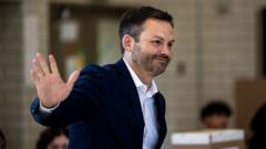 Quebec Shocker: Separatist PQ Wins Election, Vows Independence Referendum
