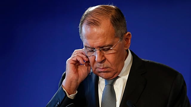 Russia: Foreign Minister Praises Governemt in Kabul as International Observers React