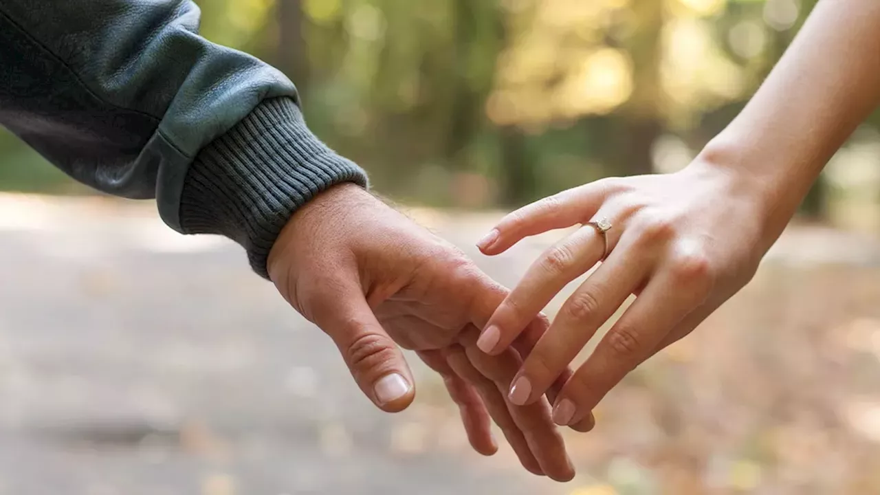 Instagram Introduces Pixel Effect for Soft-Launching Relationships