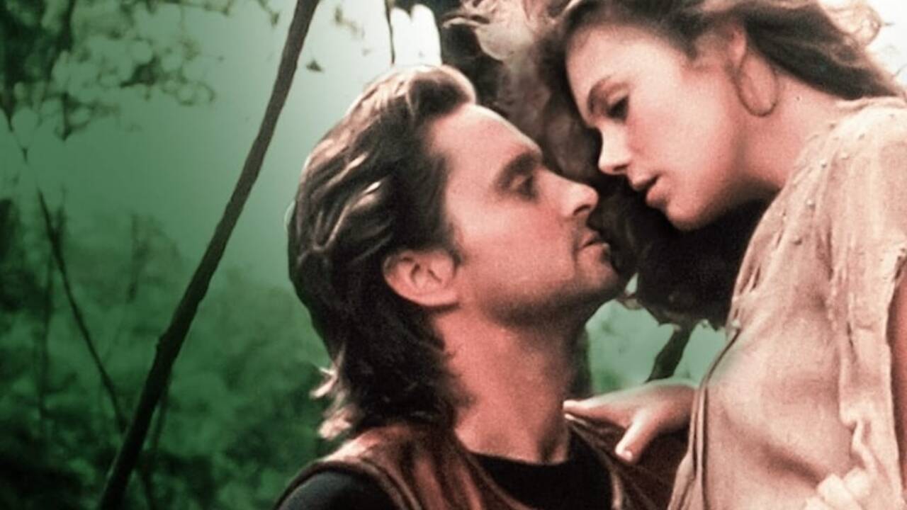 Crypto Markets in Focus: Michael Douglas confesses to secret affair with Kathleen Turner Amid Shifting On-Chain Metrics