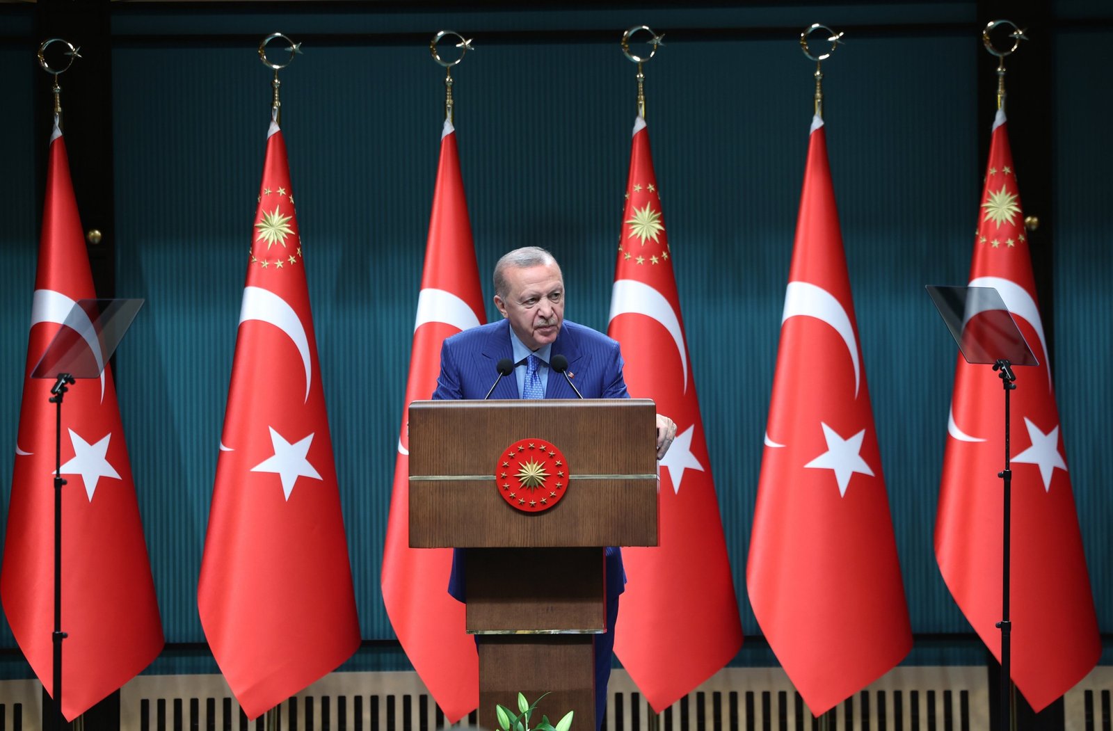 Erdoğan says Turkish capital markets resilient, vows action in funds case