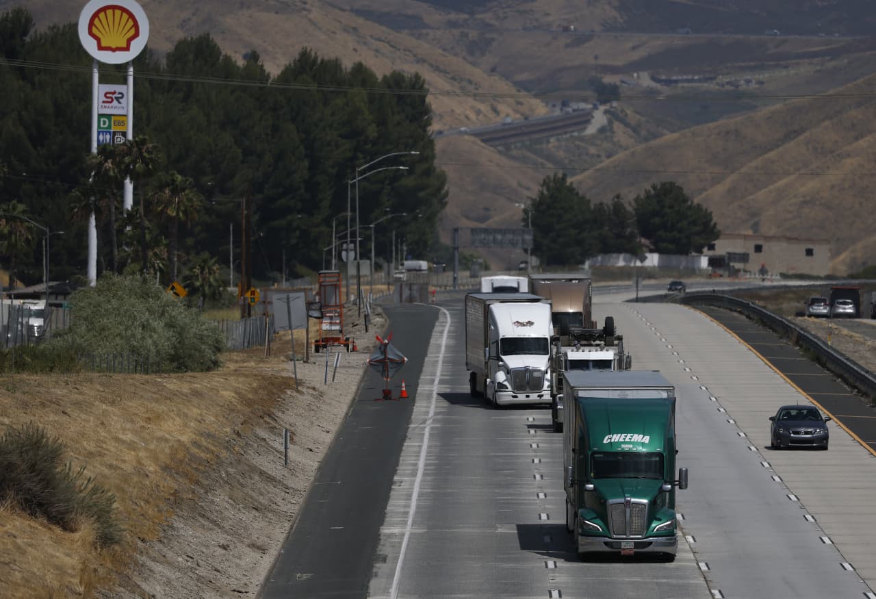 Market Developments: The U.S. economy is defying gravity. Here’s all the good news.