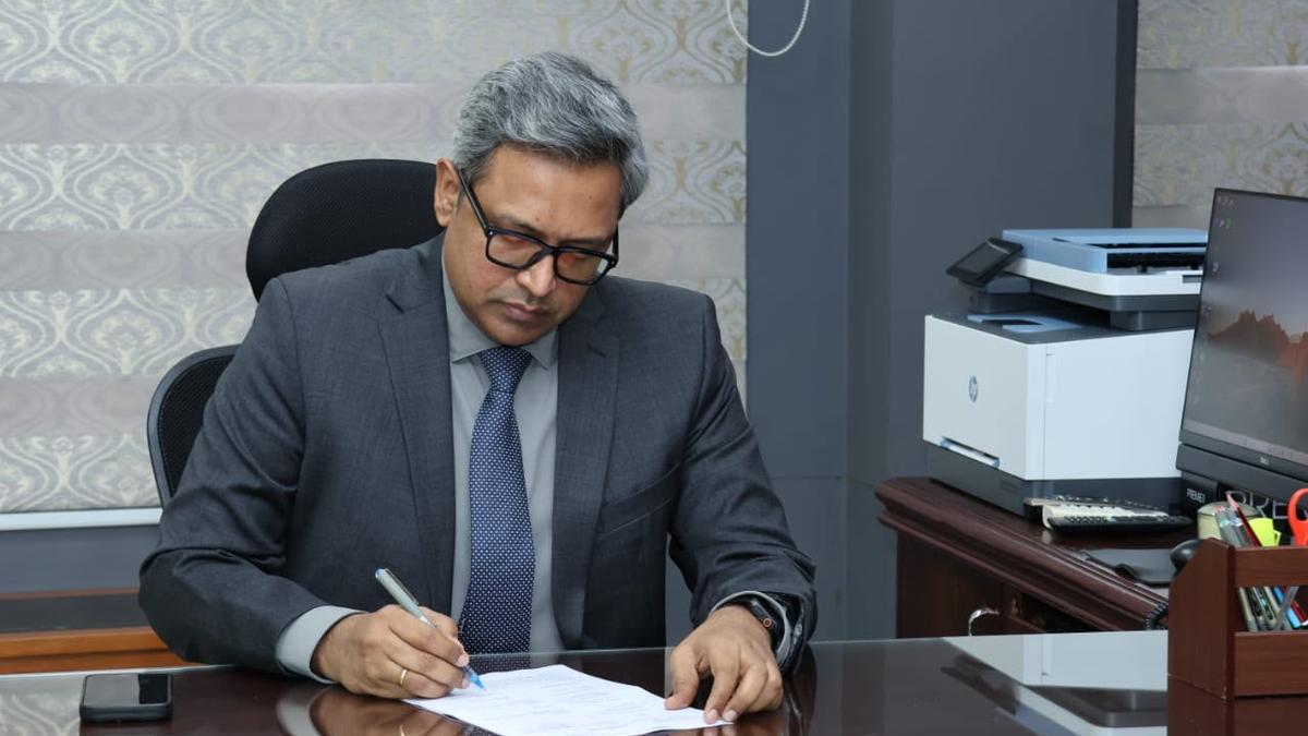 DVAC Gets New Chief: Prem Anand Sinha Takes Charge