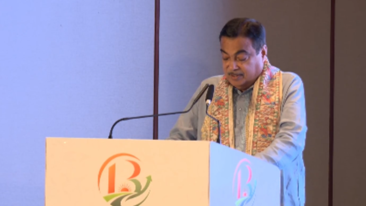 Crypto Markets in Focus: Show one damaged vehicle': Gadkari's dare on ethanol blending, targets vested interests Amid Shifting On-Chain Metrics