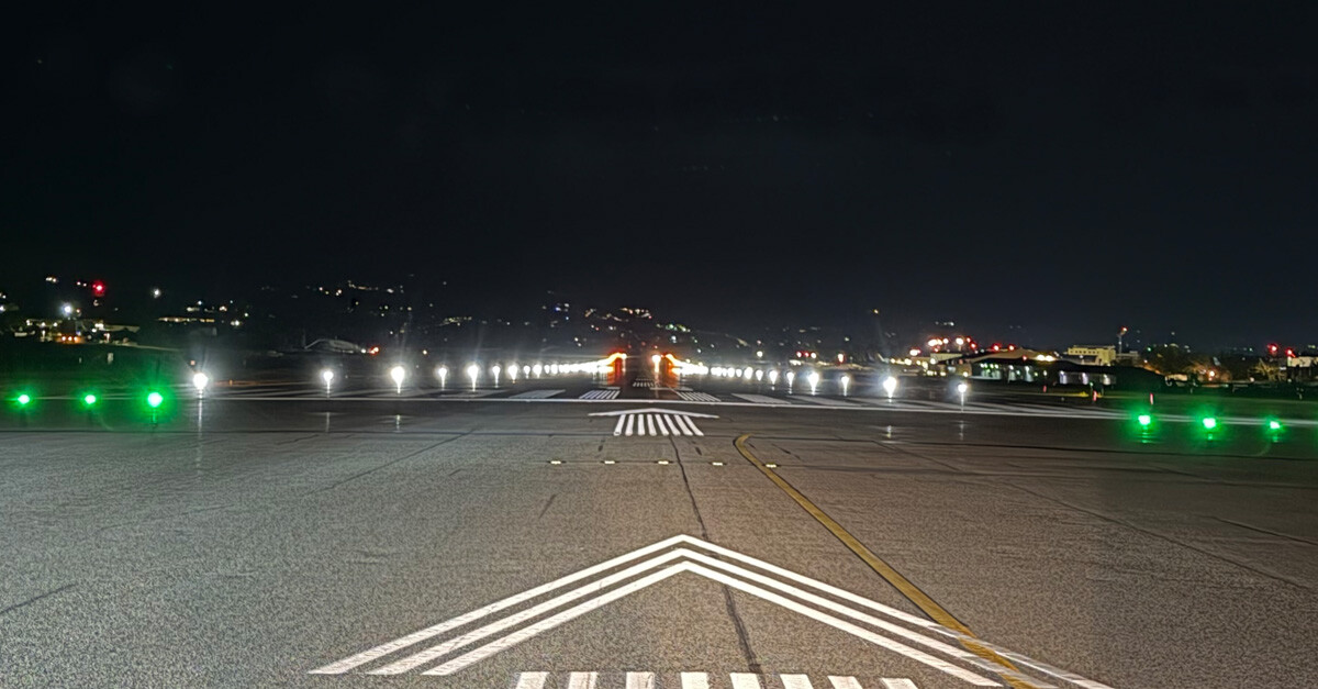 Kelowna Airport Switches On New LED Airfield Lighting System