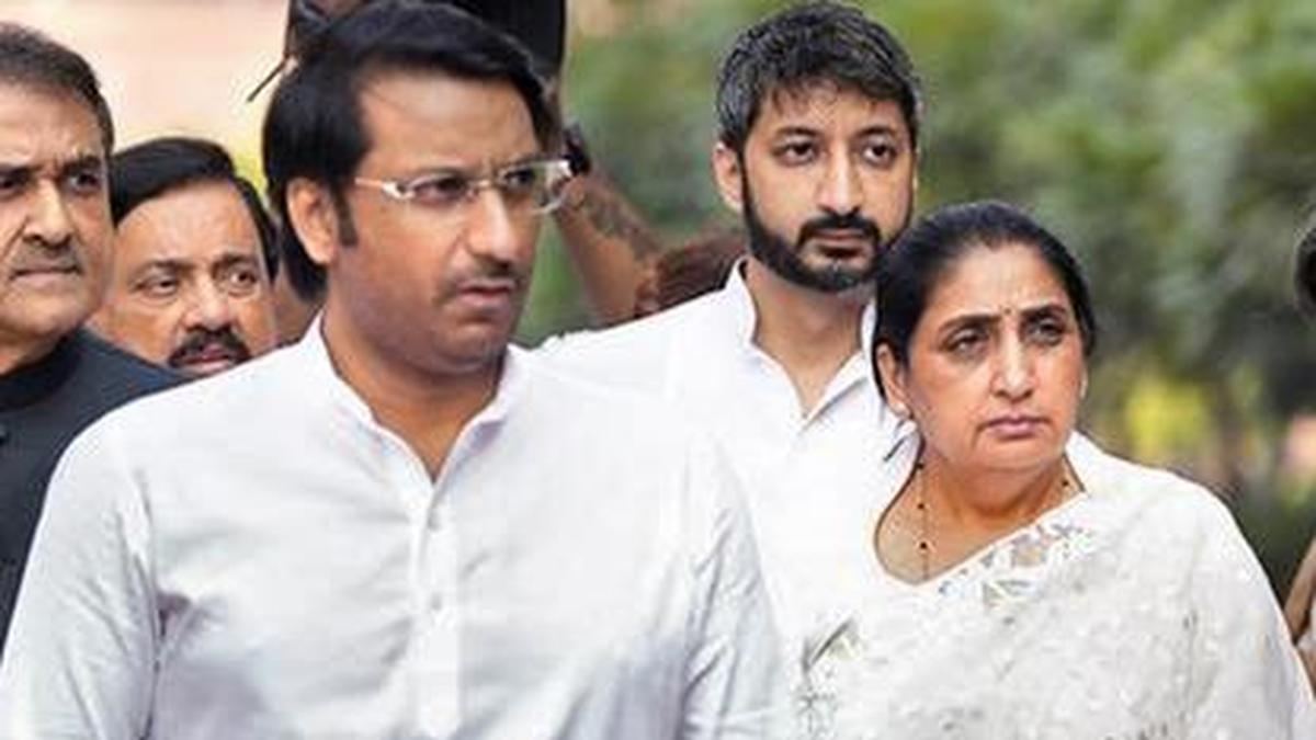 Bombay HC Questions Parth Pawar's Role in Mundhwa Land Deal, Grants Pre-Arrest Bail to Tehsildar