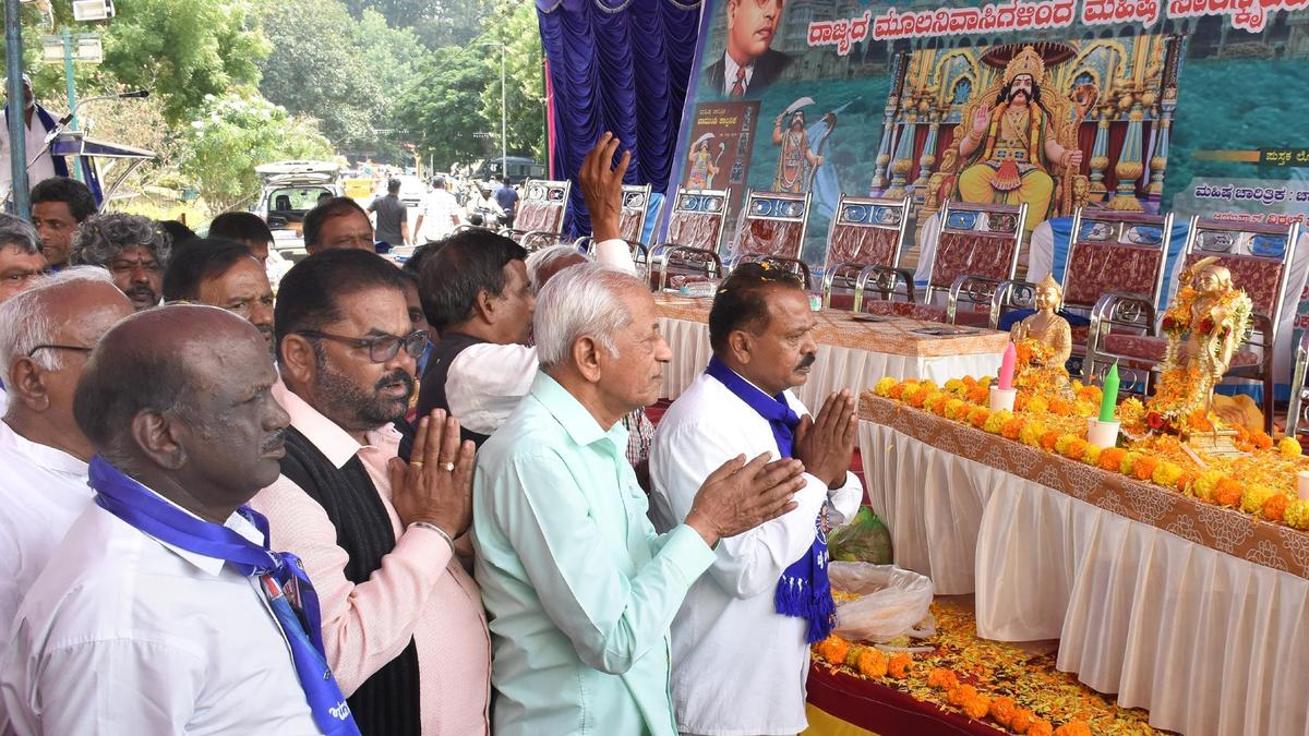 Mahisha Mandalotsava Celebrated in Mysuru as International Observers React