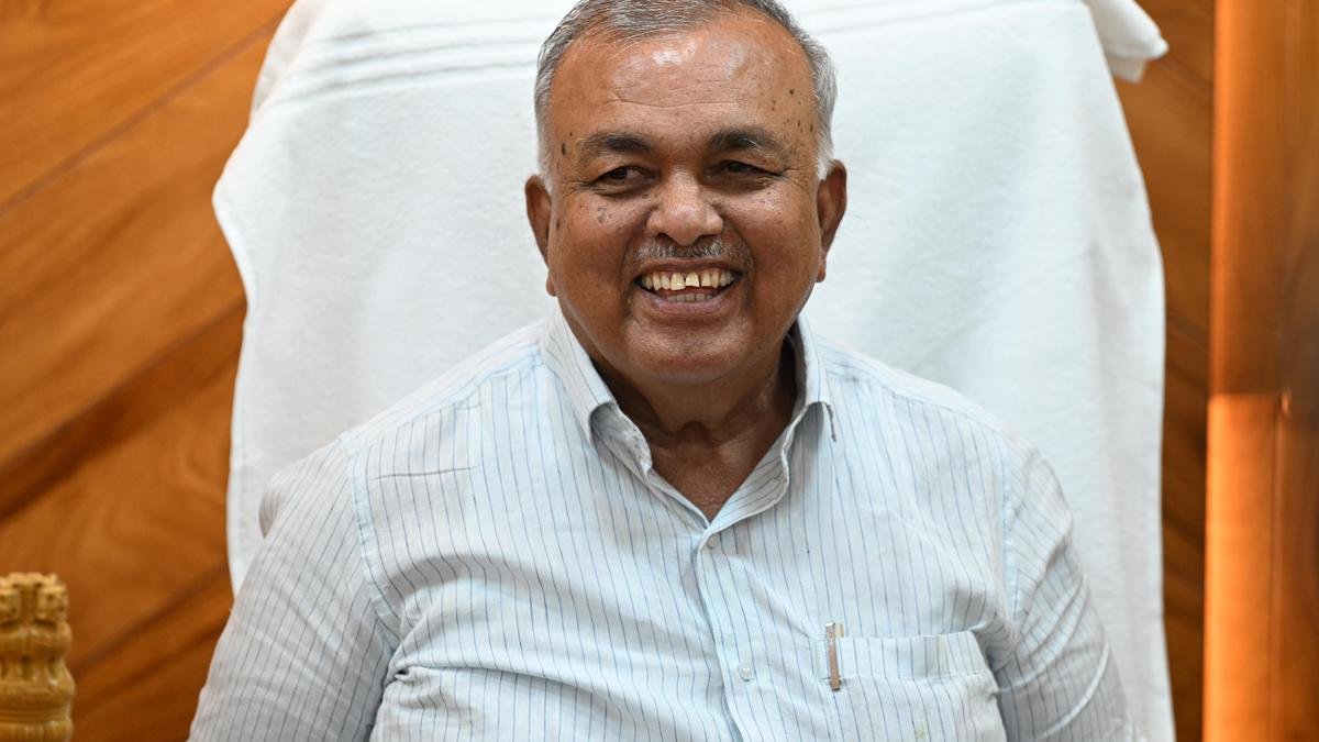 Karnataka Forest Minister orders removal of eucalyptus and acacia trees in research centres, forest in Bengaluru