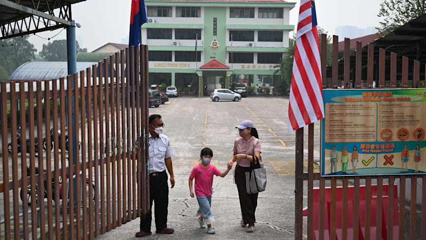 Malaysia Education Minister Defends Day-to-day Decisions on Haze-related School Closures