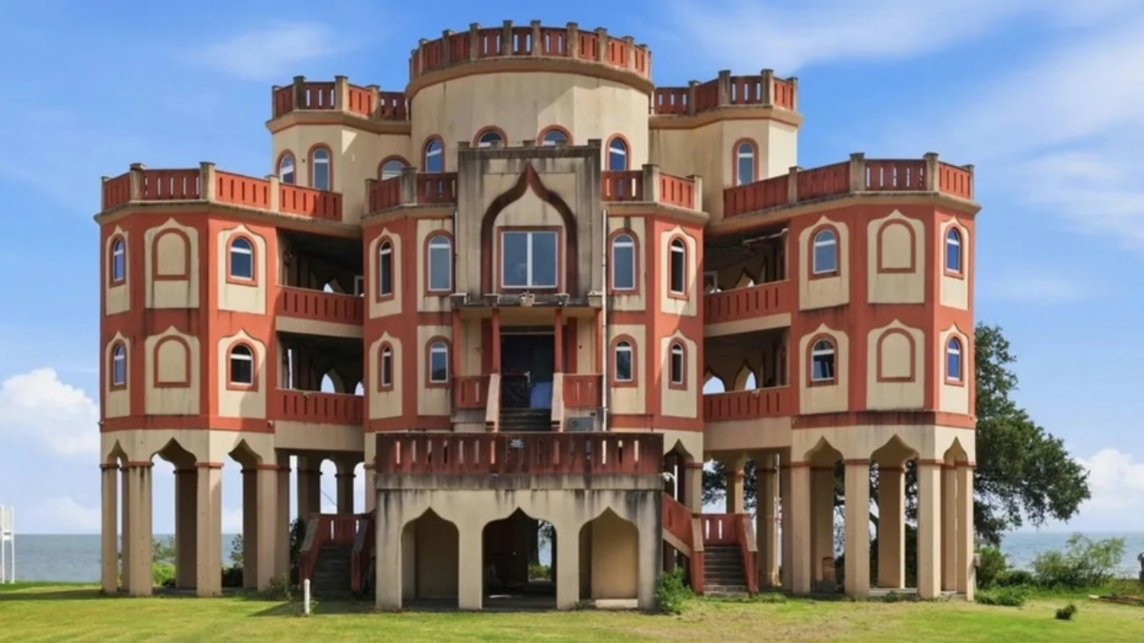 International Briefing: Mississippi ‘Taj Mahal’ waterfront home returns to market for $2.5 million