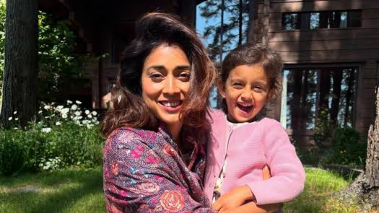 Shriya Saran Recalls College Eve-teasing, Unveils What She Tells Daughter Radha in Major Strategic Push