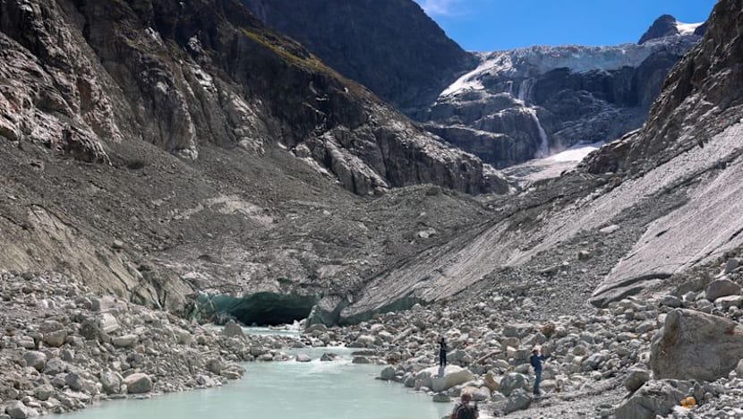 Global Perspective: Swiss glaciers lose more than 5% of ice after record heatwave