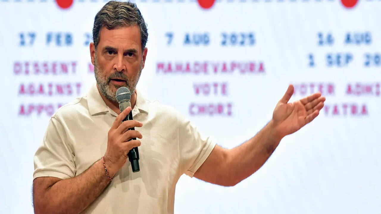 Developing Story: Anti-CEC protests: Rahul says Lathi can stop a crowd, but not a question