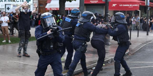 French Policeman Charged After Firing Tear Gas Grenade at High Schooler