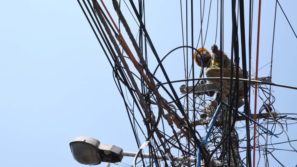 Thiruvananthapuram Launches Major Overhead Cable Removal Drive
