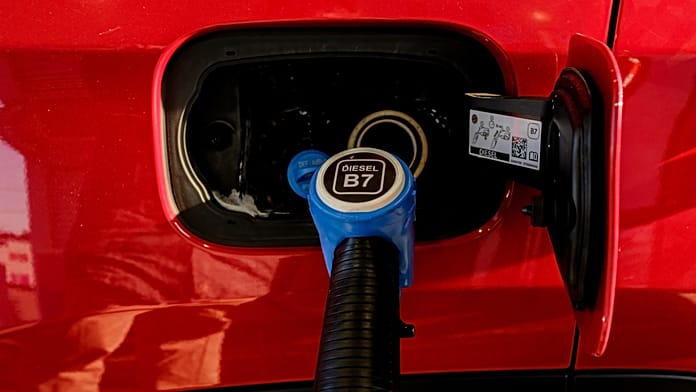 Fuel: Government Ends Duty Discount and Waits for EU Following Fast-Moving Developments