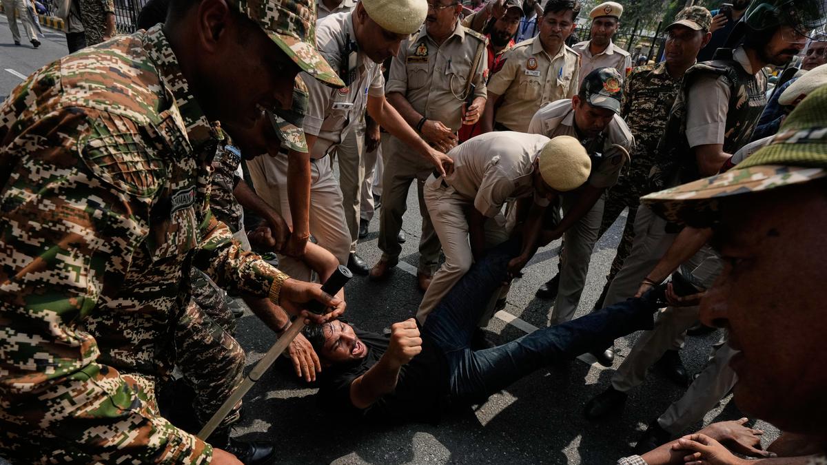 Cpi(m) Decries Detention of Protesting Leaders, Says ‘an Emergency-like Situation Prevails in Delhi