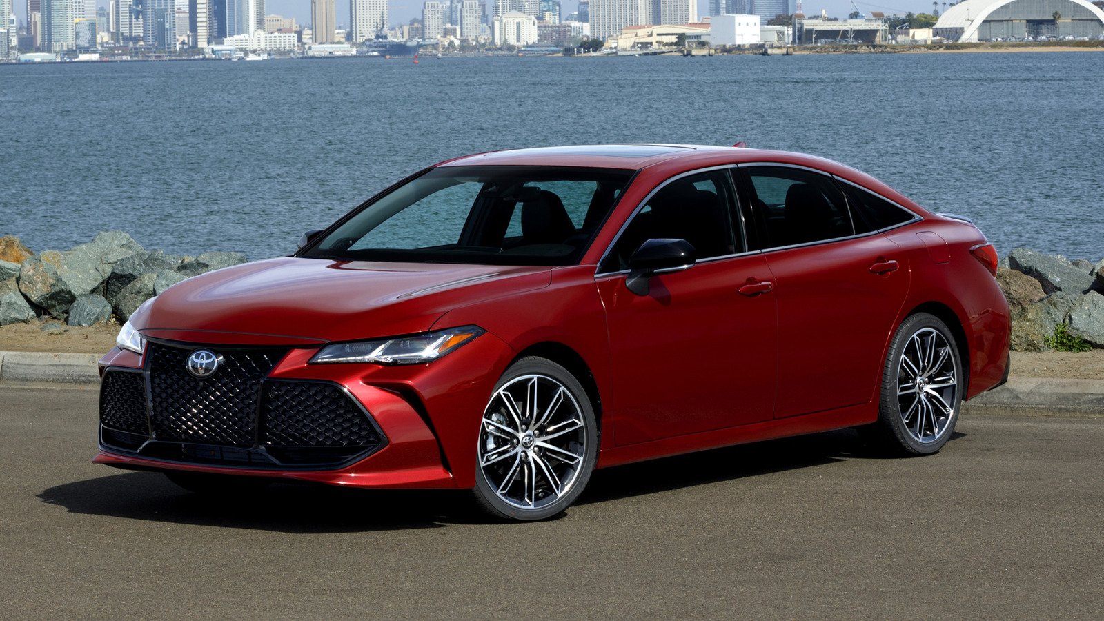 7 6-Cylinder Cars Likely To Last 250,000 Miles