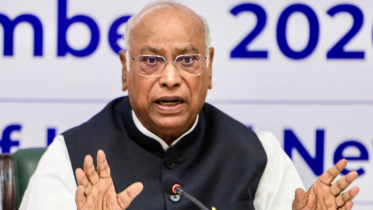 Kharge Says Congress to Meet CJI Over ‘vote Chori’ Allegations