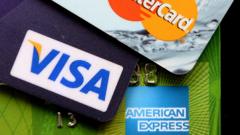 Banks Still Refusing Credit Cards, Watchdog Says in Significant Industry Shift