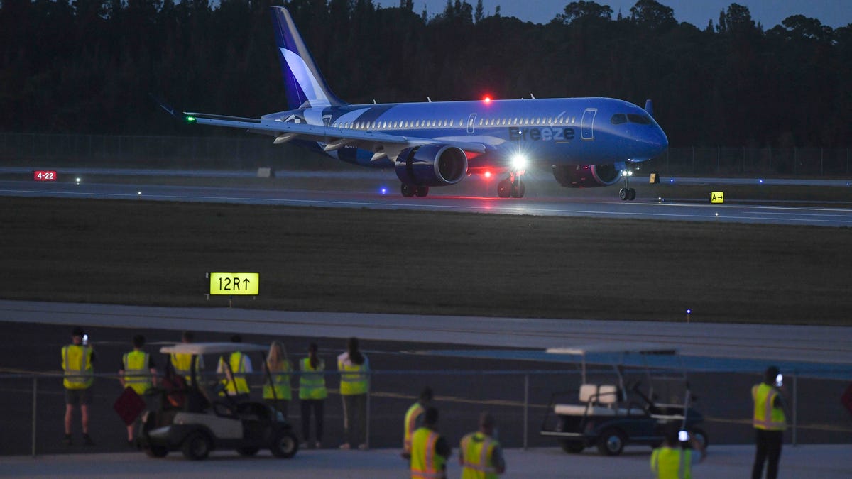 Breeze Airways Adds Florida Flights Starting at $52 at This Airport