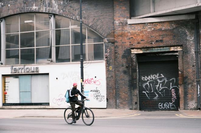 Economic Impact: News digest: From €3.50 to as little as €1.50. Couriers blame new arrivals