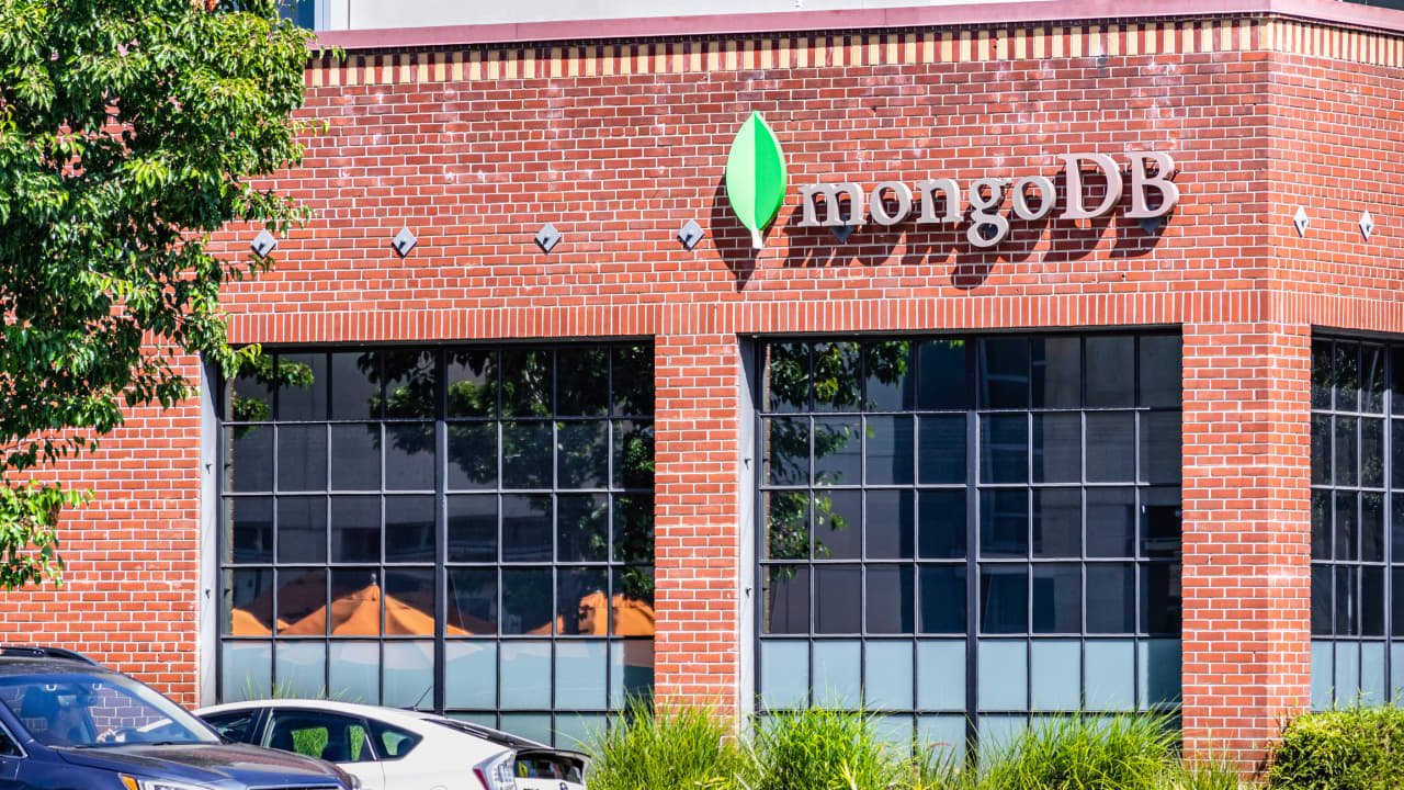 MongoDB’s stock is down more than 20% as CEO decamps to Meta