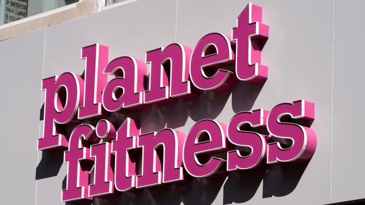 Woman Sues North Texas Planet Fitness After Being Secretly Recorded Nude in Tanning Bed, Lawsuit Says: Regulatory Scrutiny Intensifies Worldwide