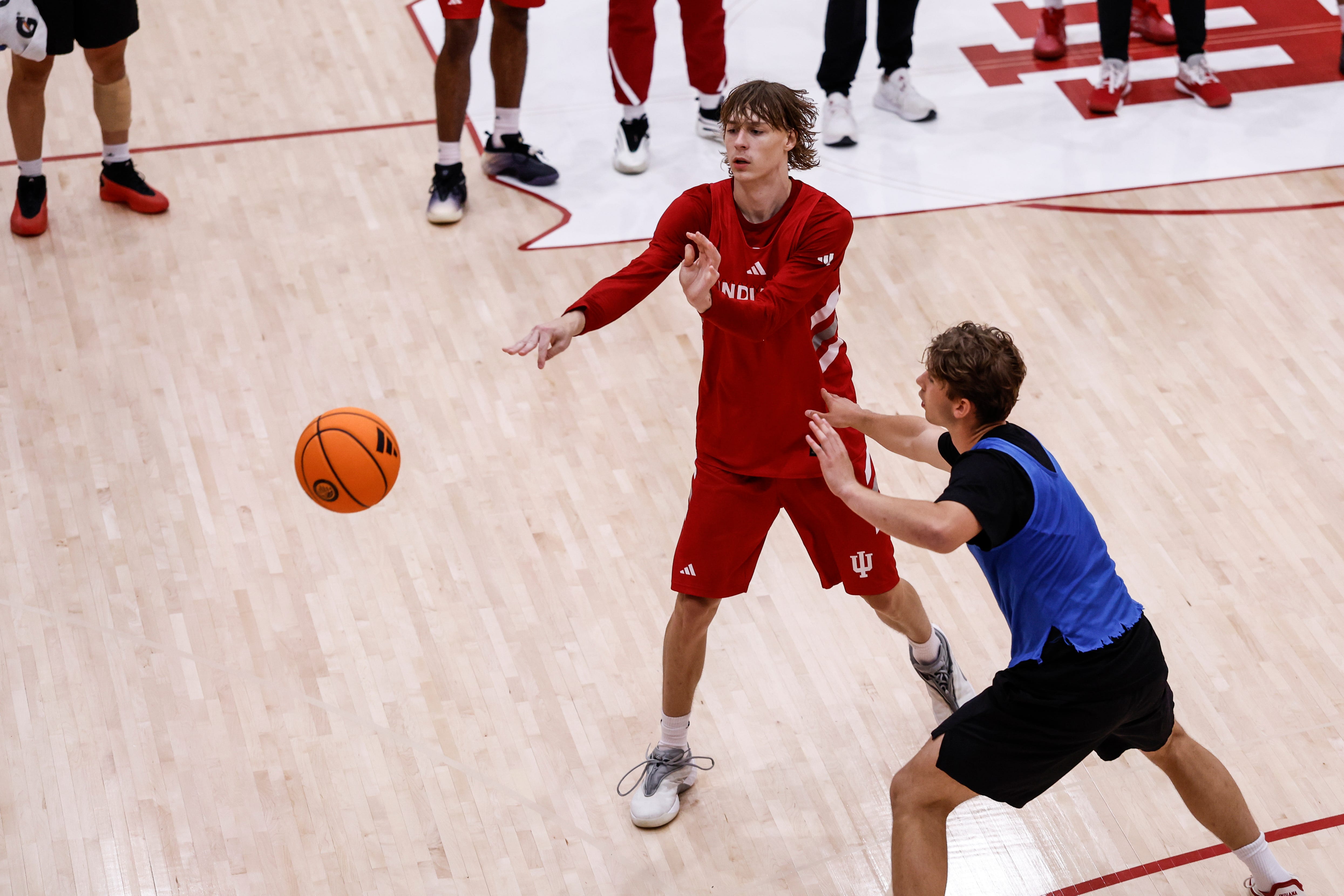Why Indiana Basketball Freshman Didn't Play in Exhibition Vs Butler, What He Showed in Warmups