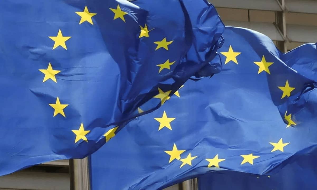 ESMA Sets 3-month Exit for Non-mica Stablecoins, Pulls Custody Into Scope