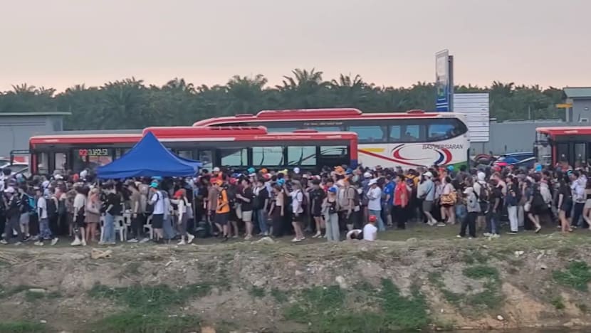 Developing Story: Fast cars, slow queues: Malaysia hosts F1 race after 9 years, but some fans fume
