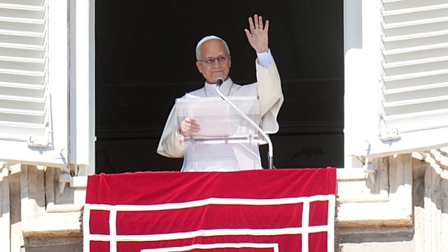 Pope Leo XIV to Have Surgery to Remove Lung Nodule Following Fast-Moving Developments