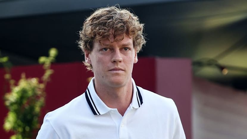 Sinner Out for Entire 2026 Season with Knee Injury