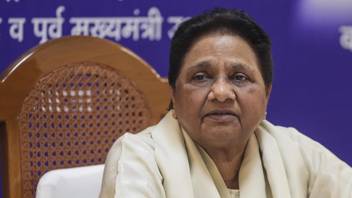 Mayawati Accuses SP of Hypocrisy: 'Social Justice' Party Gives Tickets to Privileged