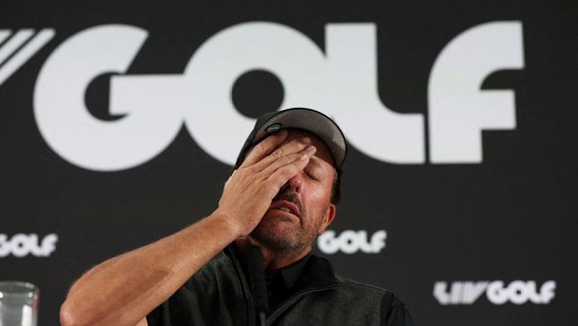 Global Perspective: Mickelson sought treatment at addiction center, TMZ reports