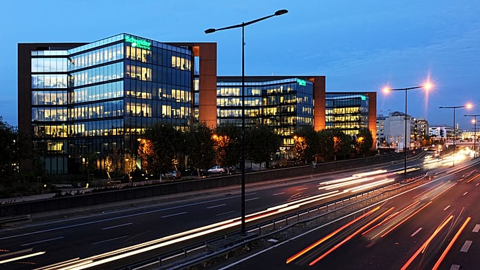 Schneider Electric Shares Tumbles as Concerns Mount Over Record $22.6bn PTC Deal