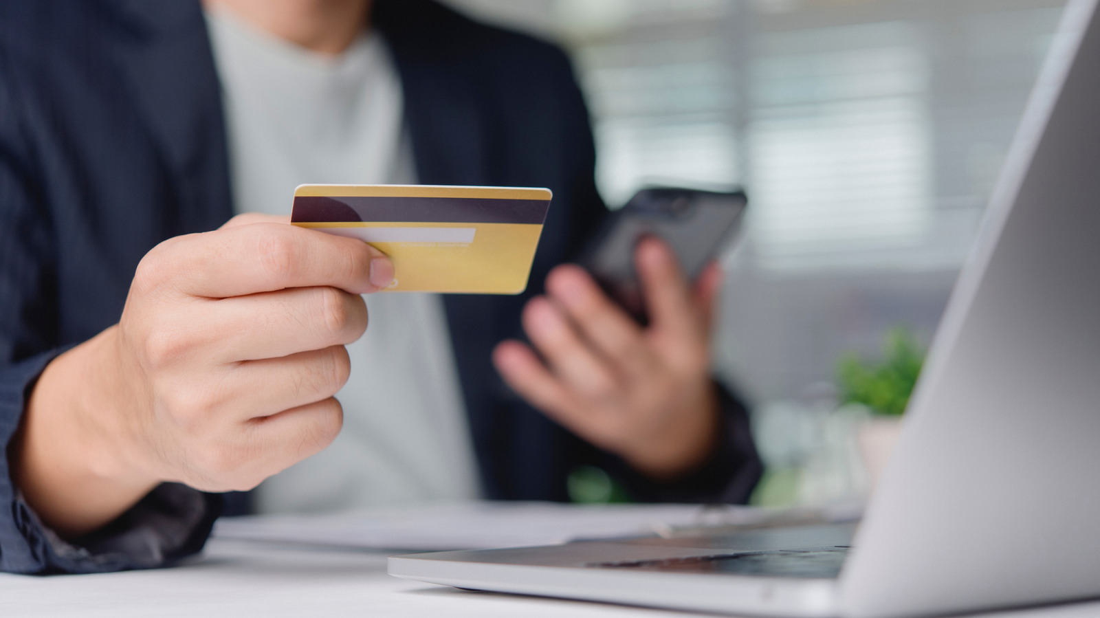 Enterprise Tech Shift: Online retailers that don't support digital wallets are losing Gen Z customers and the Scaling Frontier