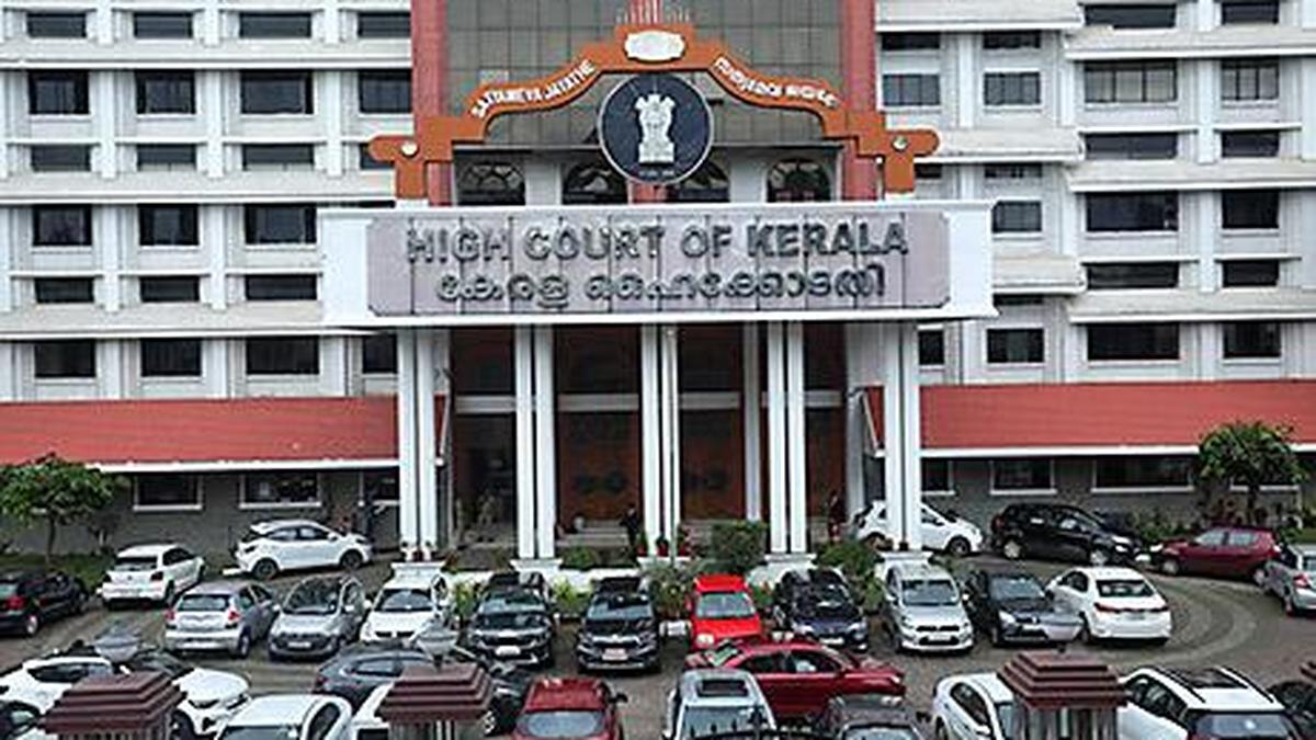 Kerala HC Slams PSC for Not Co-operating With the Investigation Into the Planning Board Exam Irregularities