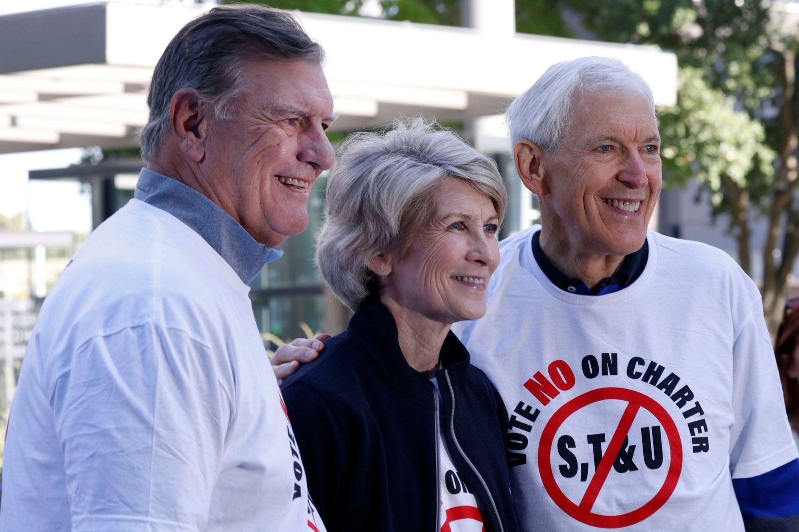 Former Dallas mayors agree on stronger mayor, clash over fate of City Hall