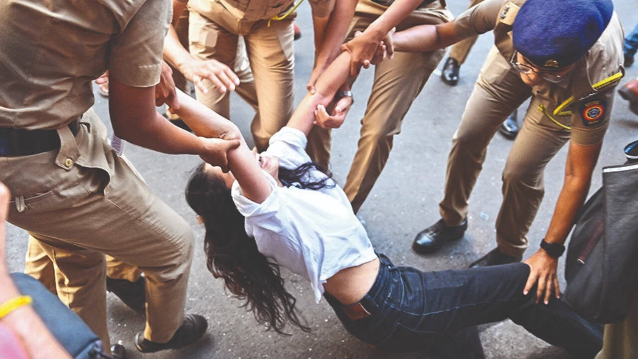 Protests Against Sir-cec Intensify, Several Detained in Mumbai, Pune