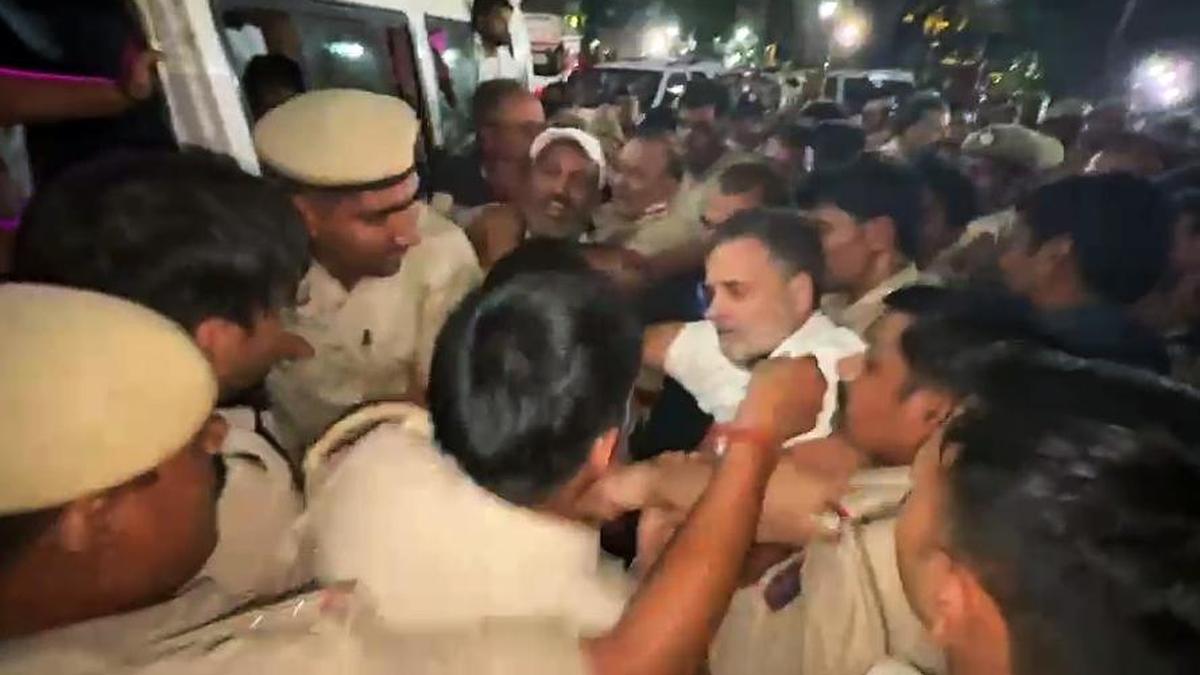 Rahul Calls SIR ‘treason’ As INDIA Unites Against Eci; Mps Detained